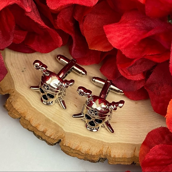 Silver Pirate Skull Cufflinks with Swords - Picture 11 of 16
